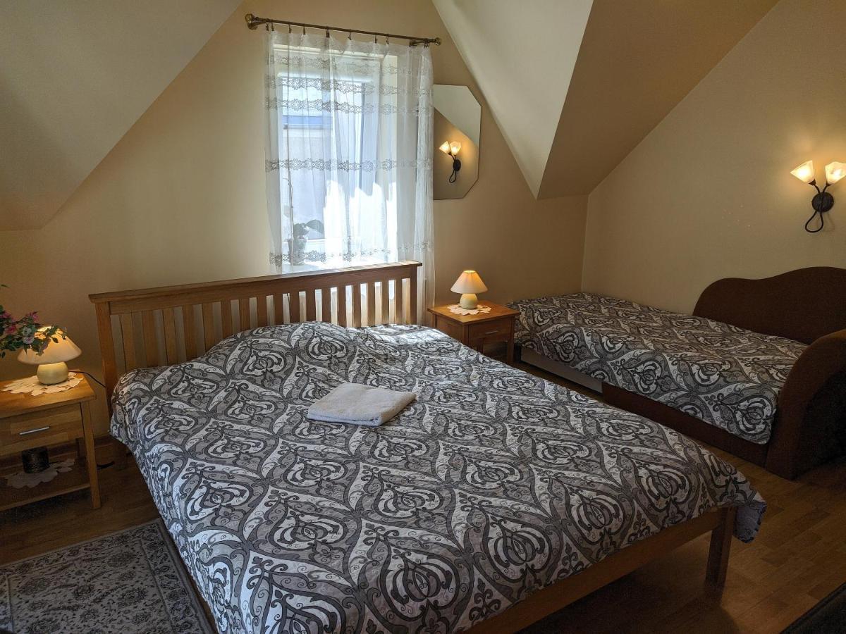 Guest House Nika - Cottages And Rooms In The Heart Of Palanga City Center מראה חיצוני תמונה