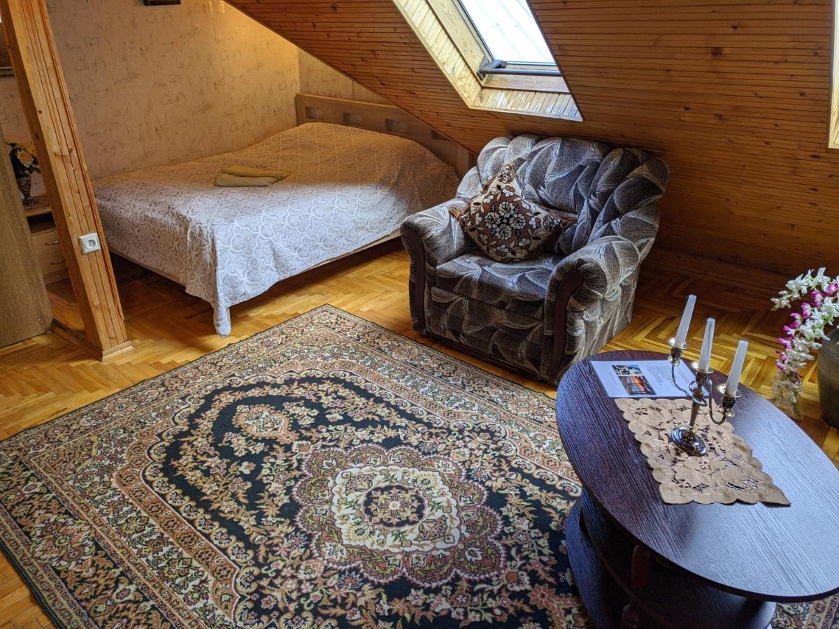 Guest House Nika - Cottages And Rooms In The Heart Of Palanga City Center מראה חיצוני תמונה