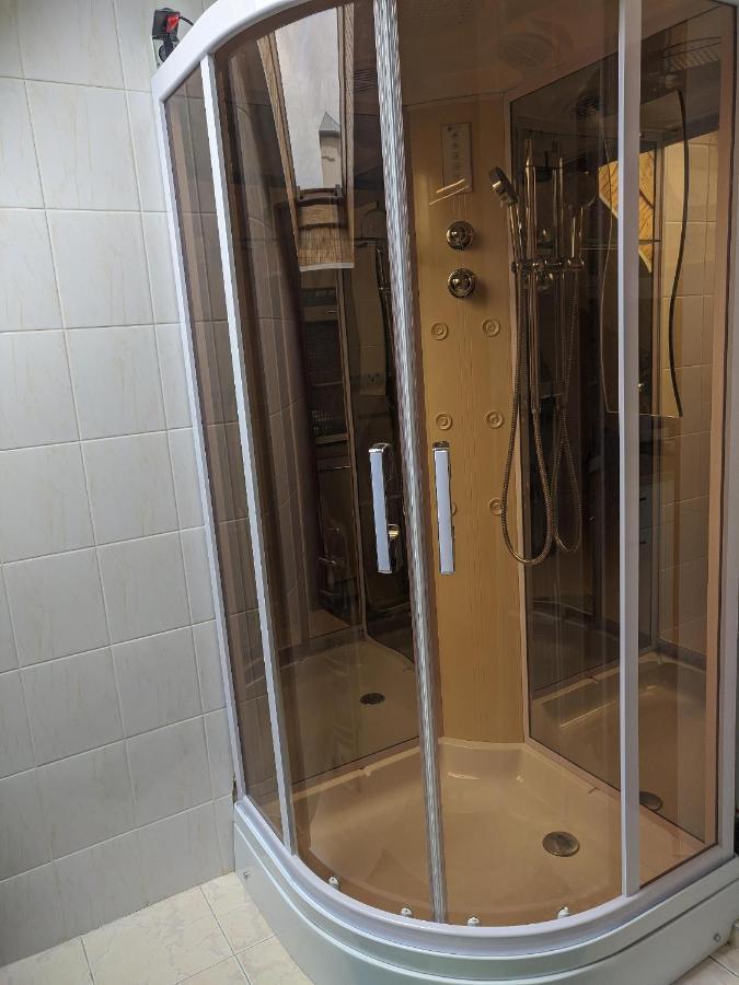 Guest House Nika - Cottages And Rooms In The Heart Of Palanga City Center מראה חיצוני תמונה