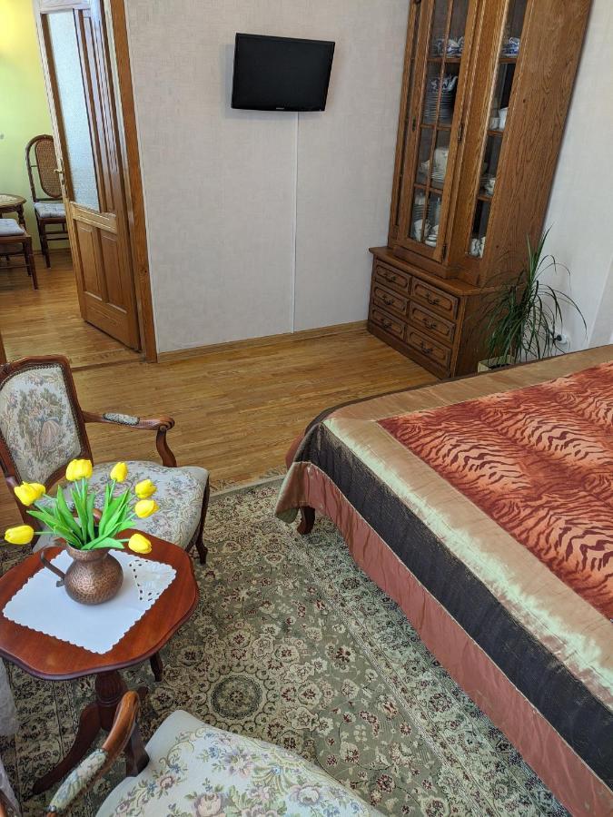 Guest House Nika - Cottages And Rooms In The Heart Of Palanga City Center מראה חיצוני תמונה