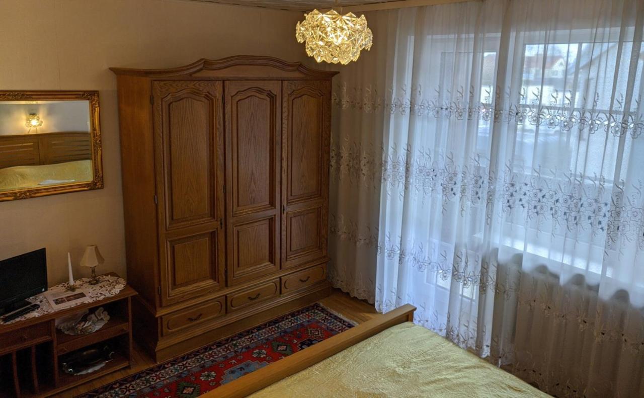 Guest House Nika - Cottages And Rooms In The Heart Of Palanga City Center מראה חיצוני תמונה